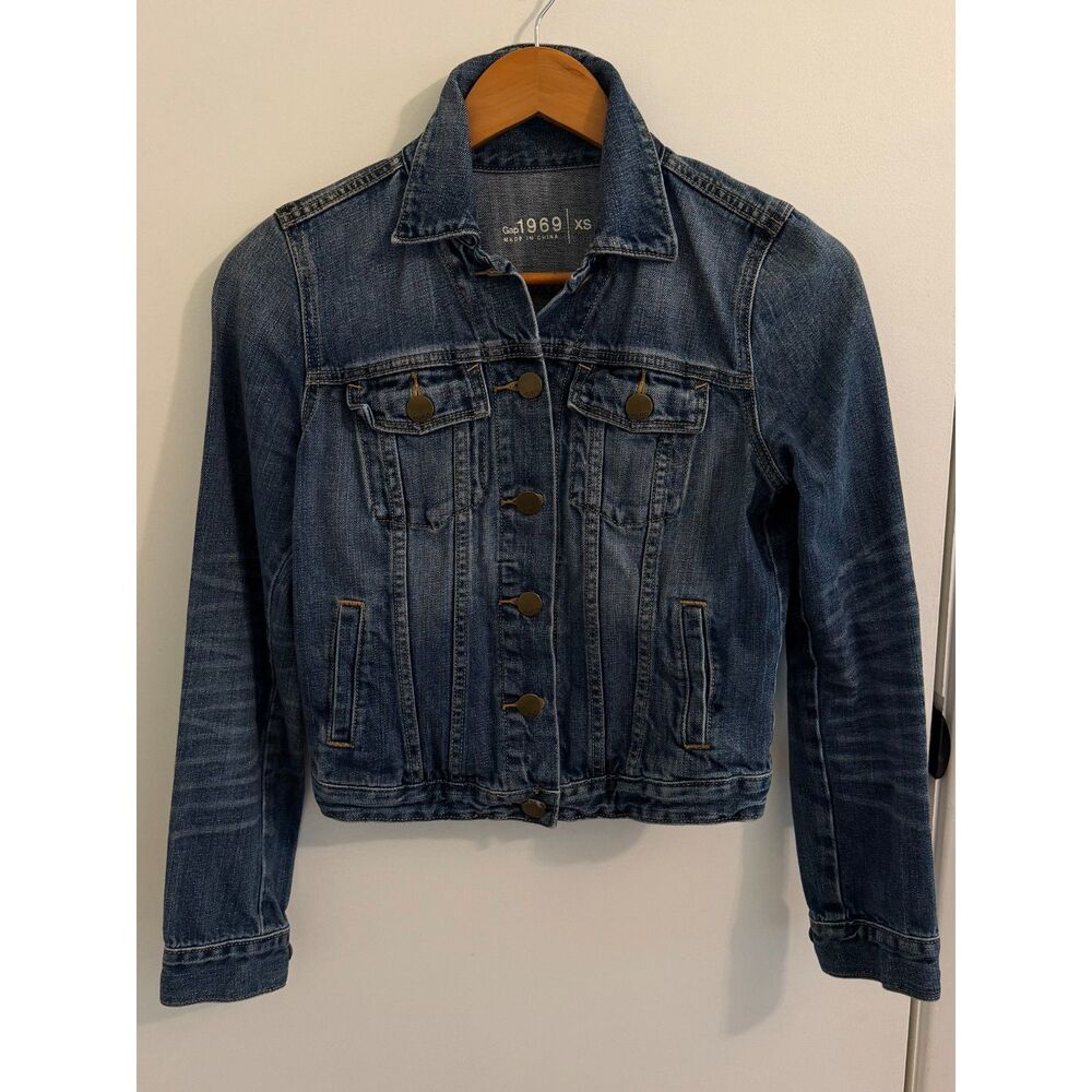 Vtg 2010 Gap Jean Jacket Womens XS Y2K Denim Trucker Medium Wash Comfort Preppy